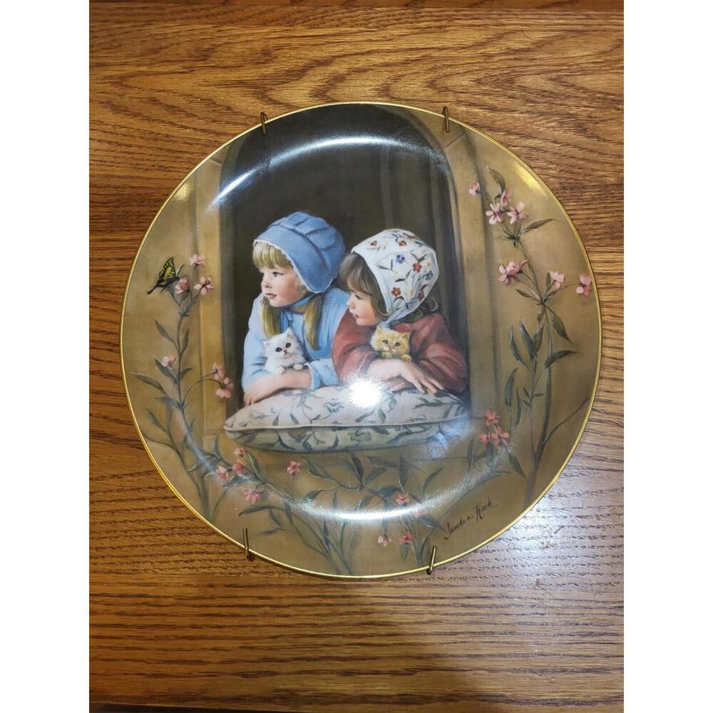 Reco *Sunday Best* #09895 Sandra Kuck 1st In Series Decorative Collective Plate